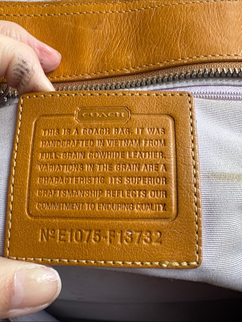 Coach Soho Pleated Saffron/Camel Leather Tote Bag F13732 Y2K with Hangtag Charm - Picture 10 of 16